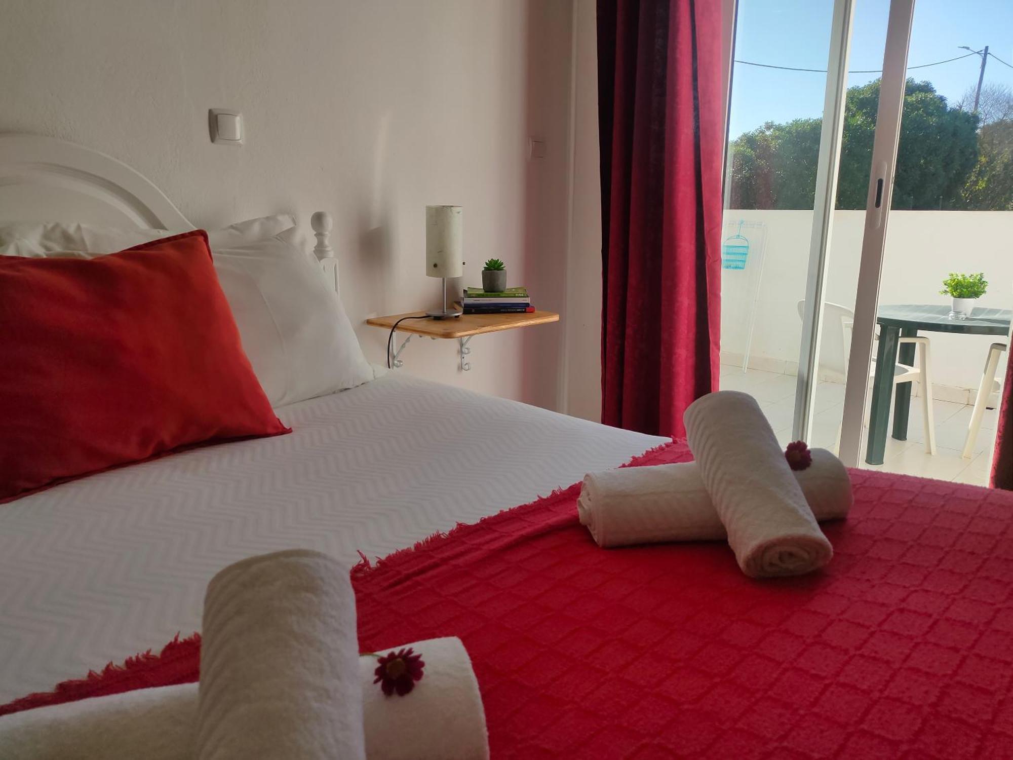 Vicentina Rooms By Casas Do Alentejo 알모그라베 외부 사진